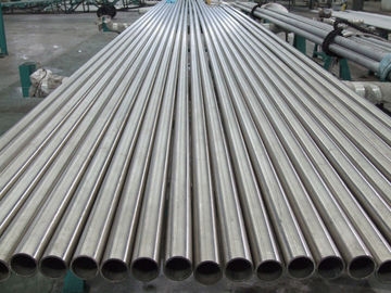 Jasny Annealed rury ze stali nierdzewnej DIN 17458 EN10216-5 TC 1 D4 / T3 1,4301 / 1,4307 25,4 X 2,11 X 6096 MM