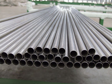 Jasny Annealed rury ze stali nierdzewnej DIN 17458 EN10216-5 TC 1 D4 / T3 1,4301 / 1,4307 25,4 X 2,11 X 6096 MM