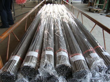 Jasny Annealed rury ze stali nierdzewnej DIN 17458 EN10216-5 TC 1 D4 / T3 1,4301 / 1,4307 25,4 X 2,11 X 6096 MM