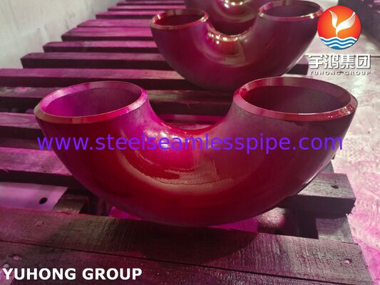 ASTM A234 WP22 CL1 / CL3 Stopiona stal Buttweld Fitting 180 stopni Łokieć czarno pomalowana