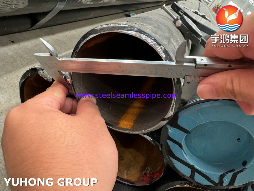 ASTM A335 GRADE P11 ALLOY STEEL SEAMLESS PIPE FOR HEATER RADIANT SECTION (Płytka bez szwów ze stali stopowej do ogrzewania)