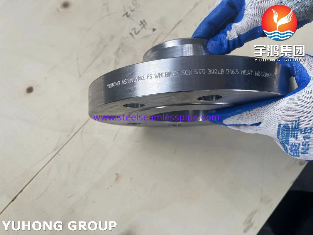 Kołnierz ze stali stopowej ASTM A182 F5, kuty, szyjkowy do spawania, z wypukłą powierzchnią czołową B16.5